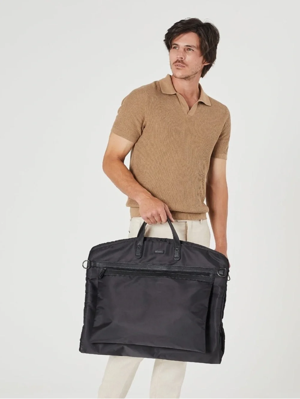 PIERRE CARDIN NYLON UNISEX OVERNIGHT GARMENT BAG IN BLACK NEW